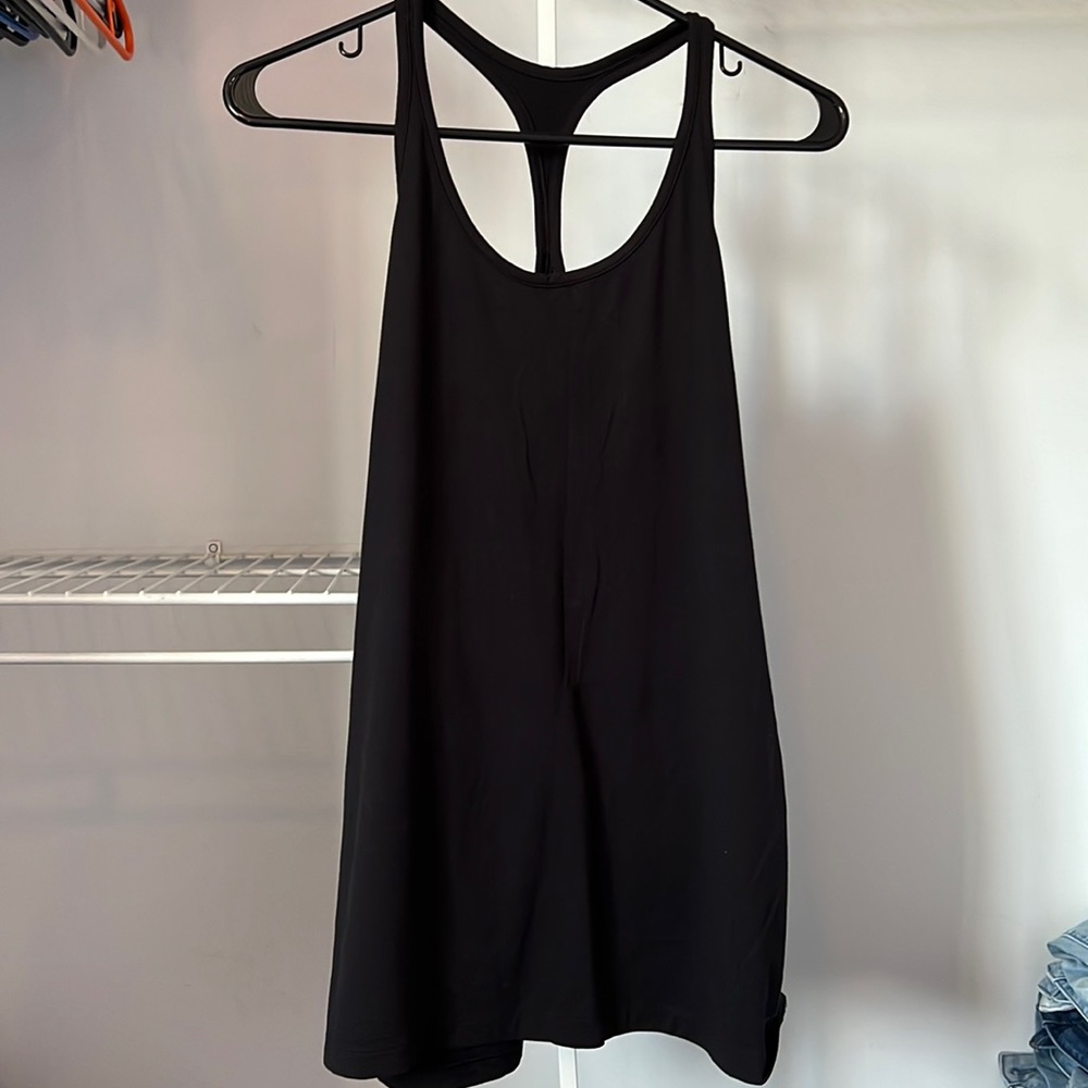 Black Nike racer back tank